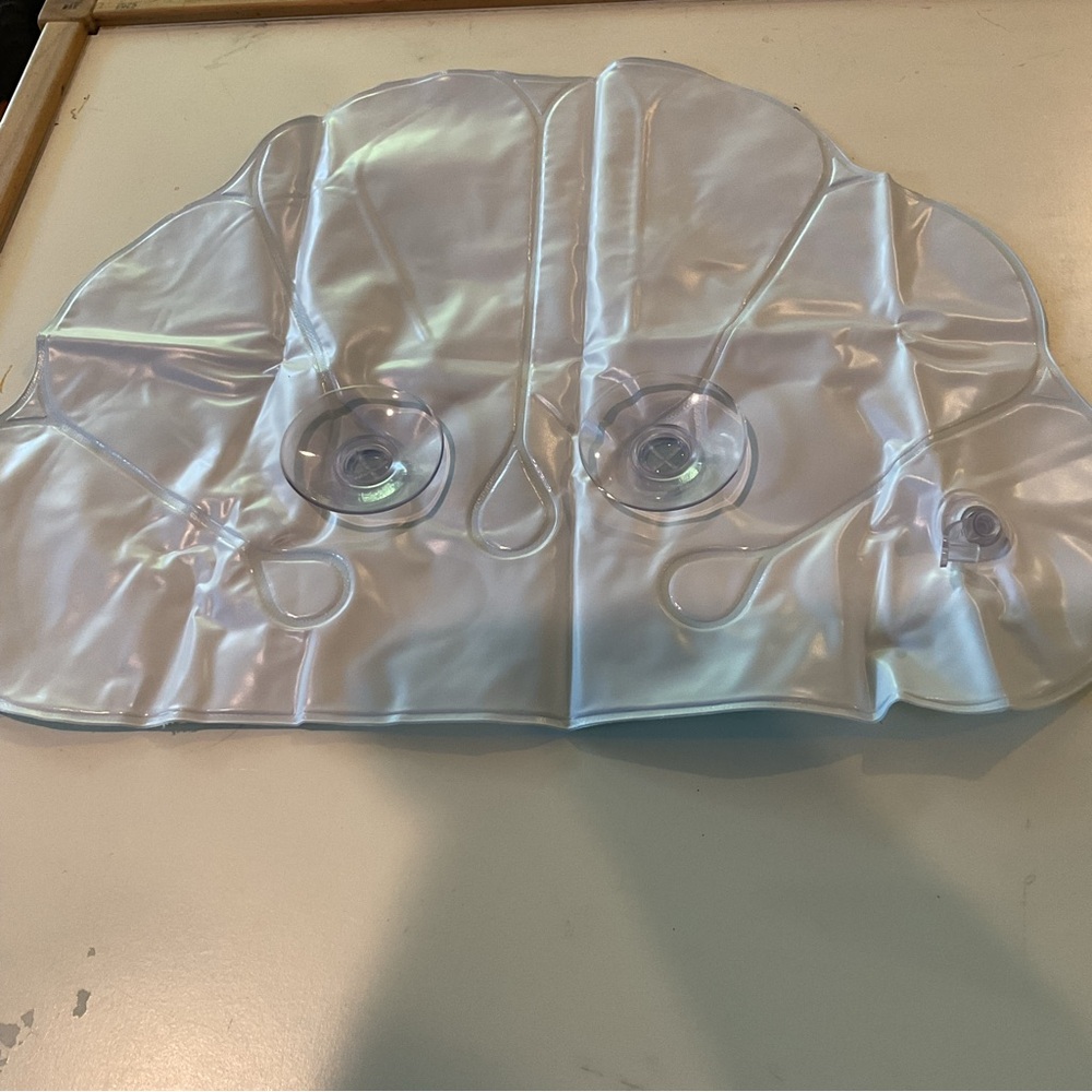 Inflatable bath pillow shell shaped - Picture 2 of 4
